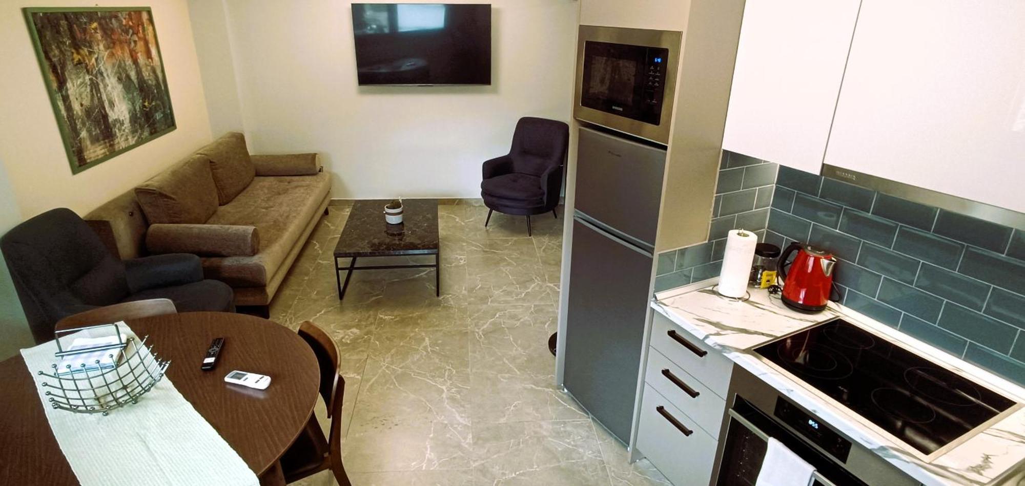 Pyrgiou Aparthotel *